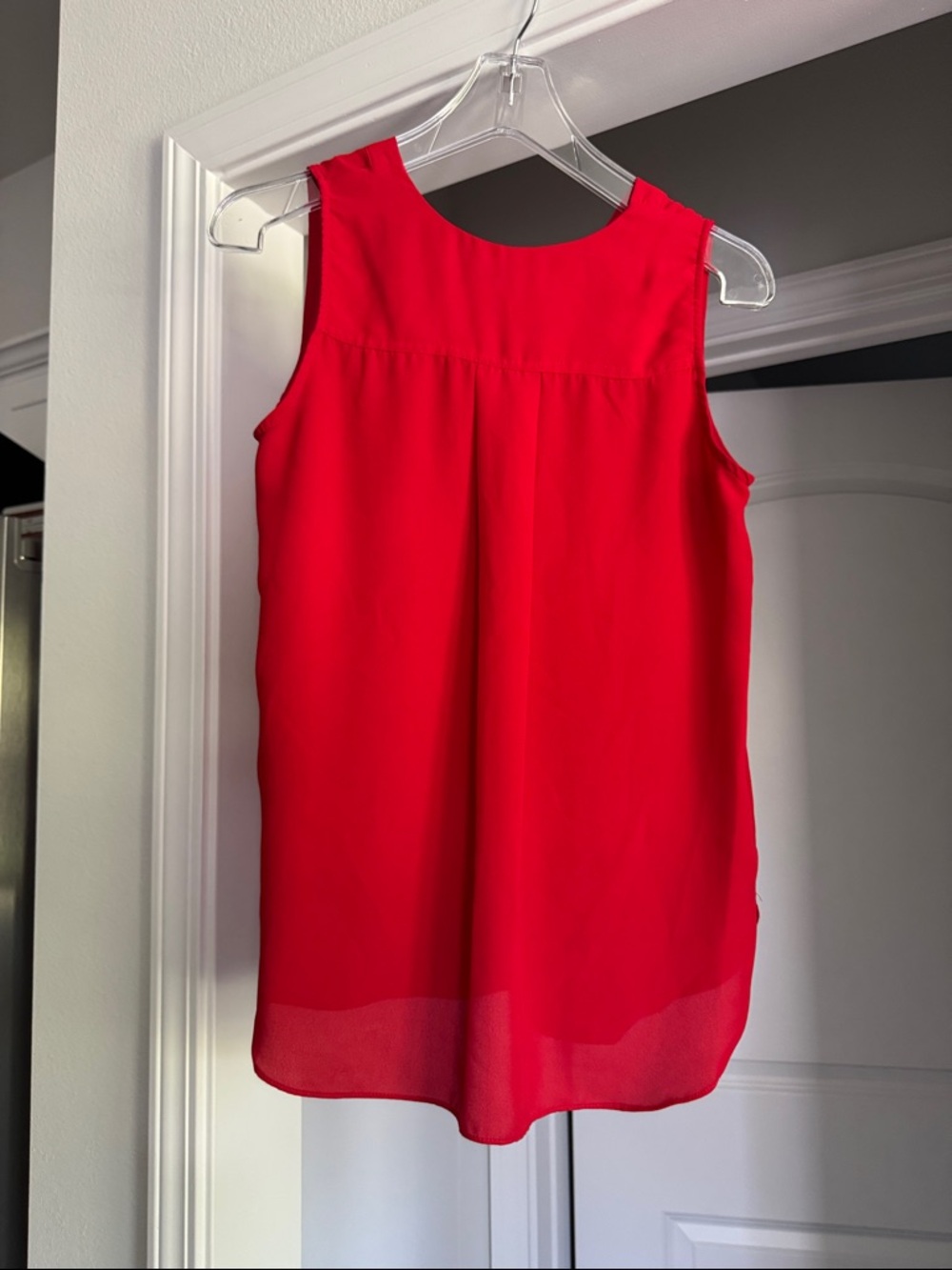 Red Sleeveless V-Neck Work Office Light Weight Blouse - Picture 3 of 5